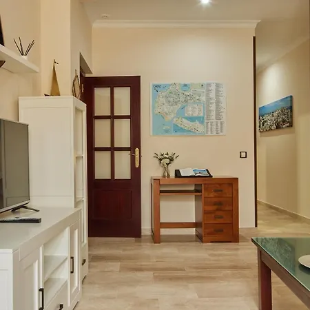 Tavira Little * Кадіс