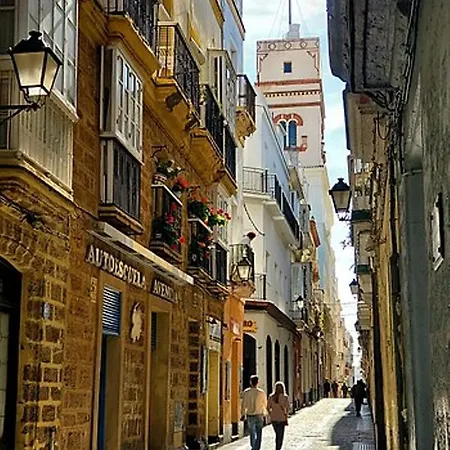 Tavira Little * Кадис